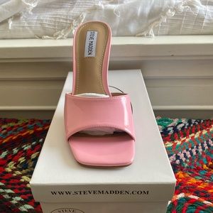 Steve Madden Pink Patent Sandals - Signal